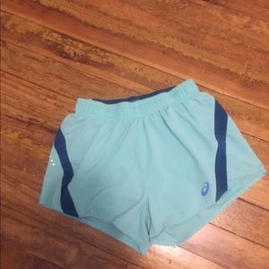 Women’s running shorts